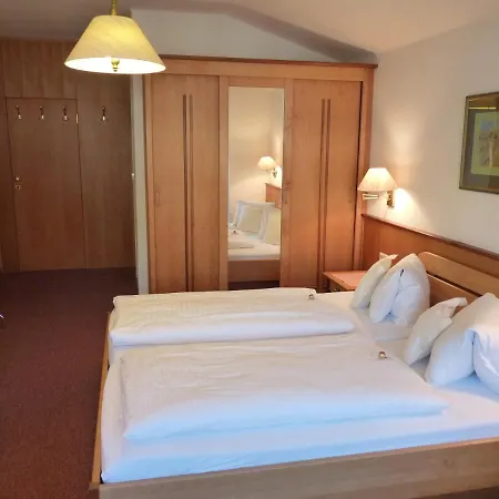 Otel Luehrmann 3*