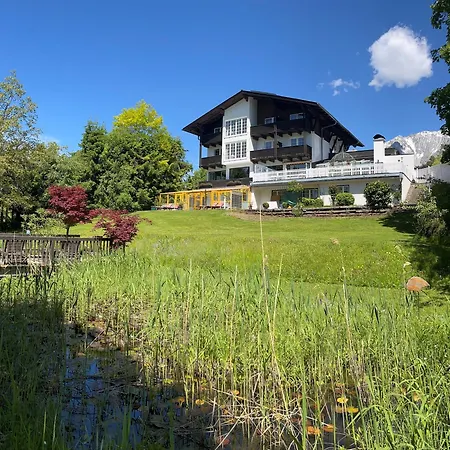 Luehrmann Hotel