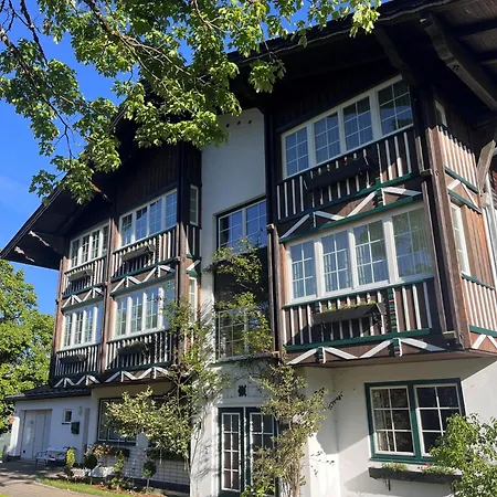 Luehrmann Hotel