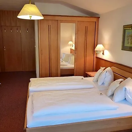 Luehrmann Otel 3*